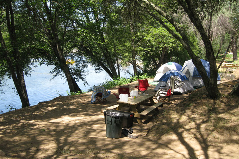 Sandy Oaks Campground on the American River