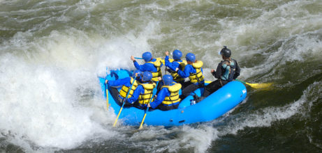 raft hits big wave on merced river