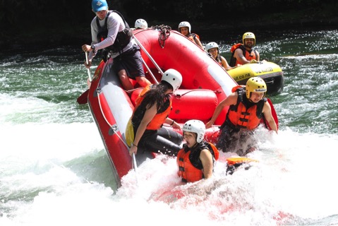 river rafting fun in new zealand