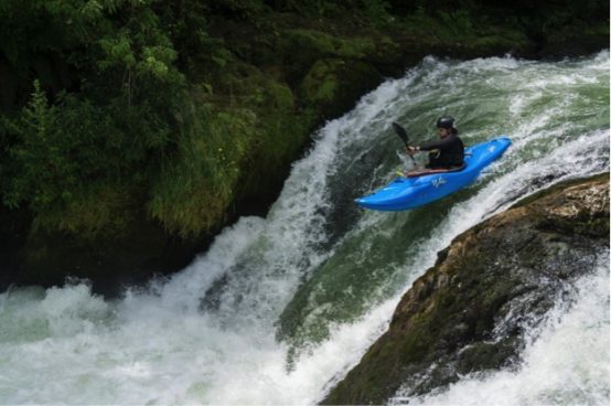 kayaking in new zealand